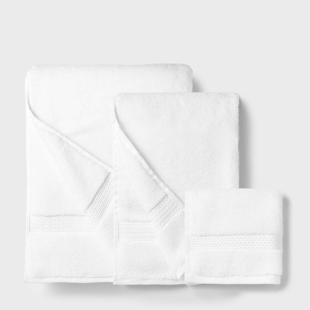 folded bath towel, folded washcloth, folded hand towel